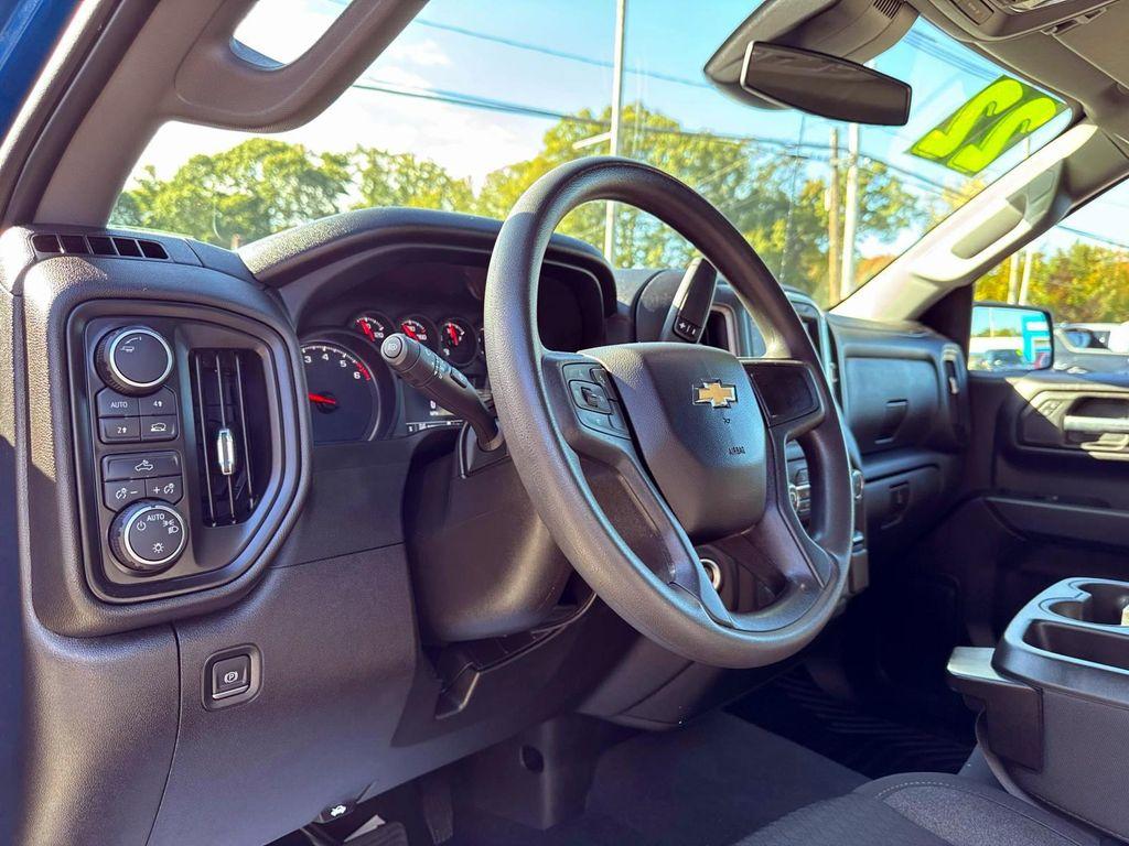 used 2022 Chevrolet Silverado 1500 car, priced at $38,980
