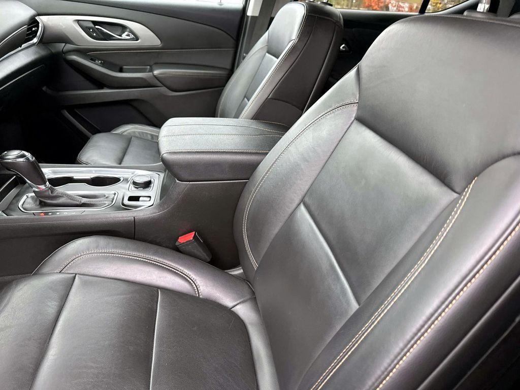 used 2020 Chevrolet Traverse car