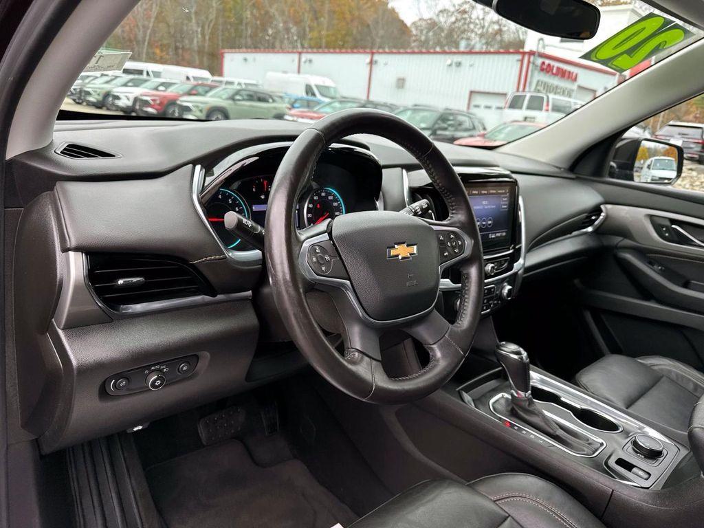 used 2020 Chevrolet Traverse car