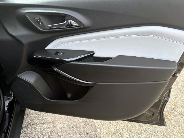 new 2025 Chevrolet Trax car, priced at $25,485