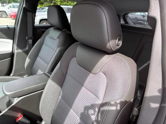 new 2025 Chevrolet Trax car, priced at $25,485