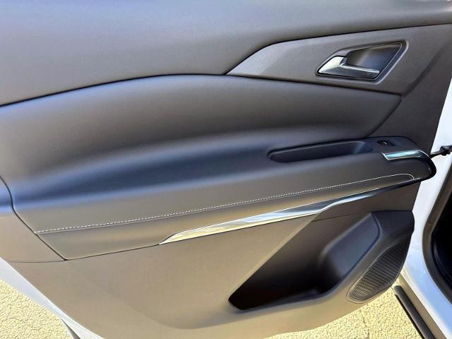 new 2026 Chevrolet Traverse car, priced at $45,920