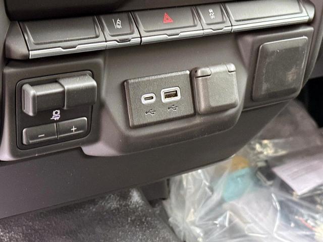 new 2025 Chevrolet Silverado 3500 car, priced at $71,943