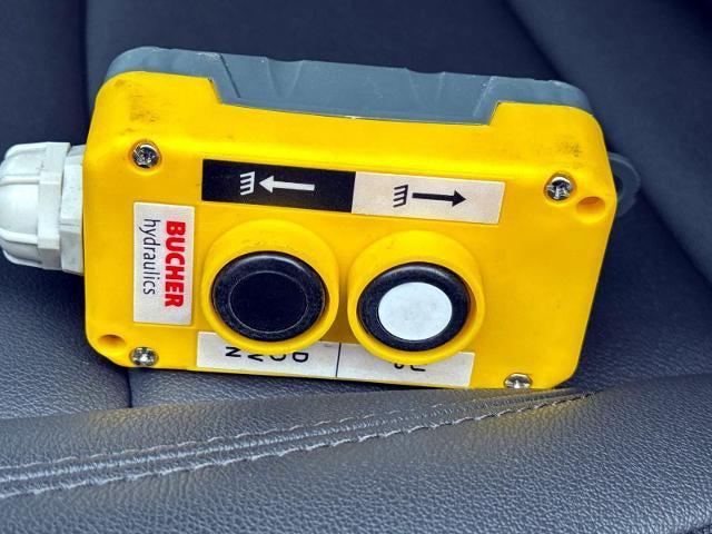 new 2025 Chevrolet Silverado 3500 car, priced at $71,943