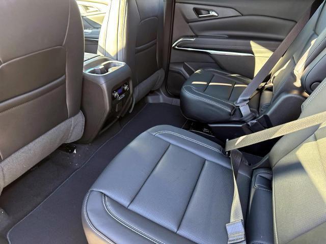 new 2026 Chevrolet Traverse car, priced at $45,420