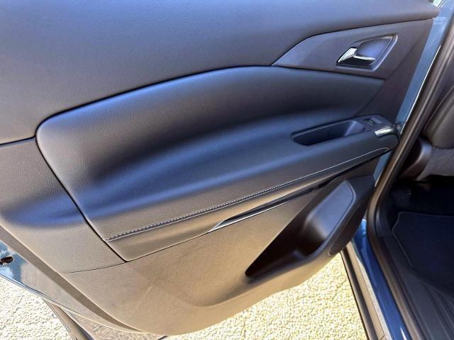 new 2026 Chevrolet Traverse car, priced at $45,420