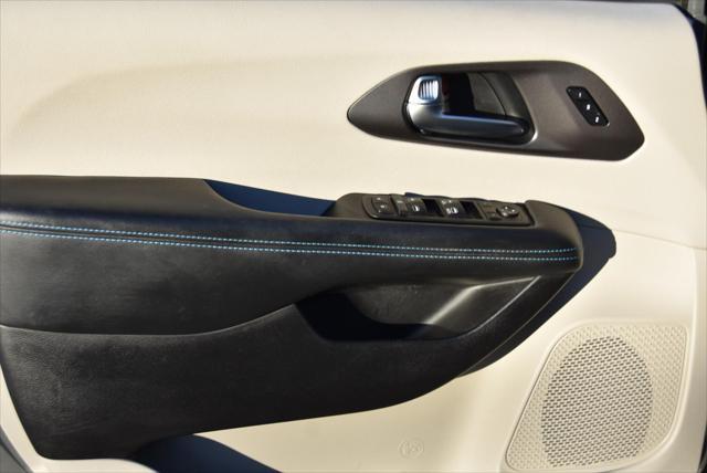 used 2021 Chrysler Pacifica car, priced at $20,980