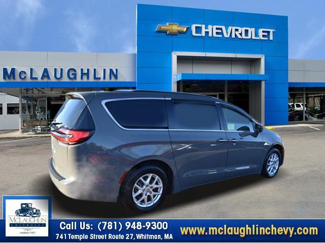 used 2021 Chrysler Pacifica car, priced at $20,980