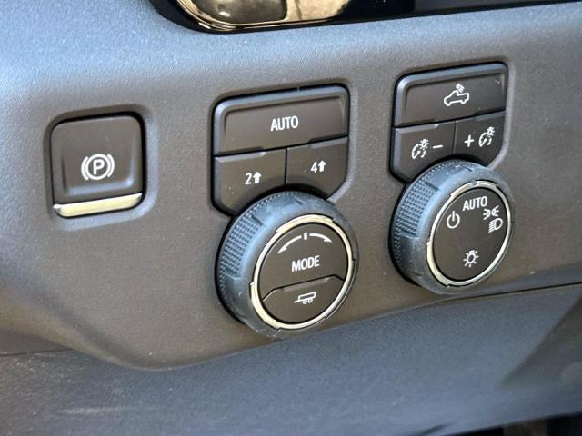 new 2025 Chevrolet Silverado 1500 car, priced at $45,178