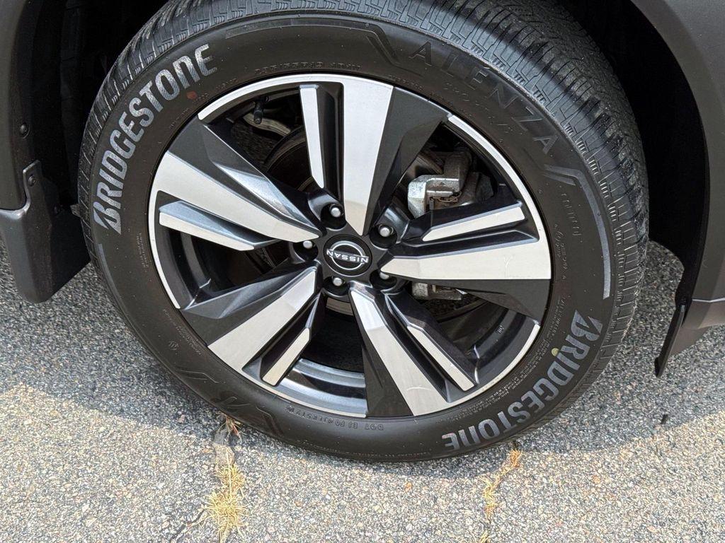 used 2022 Nissan Rogue car, priced at $29,980