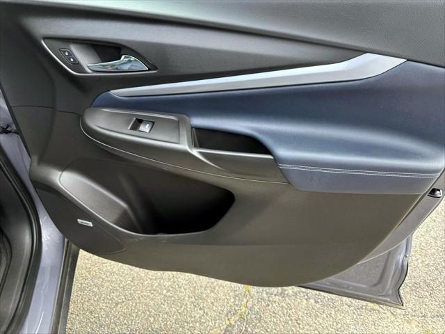 used 2022 Chevrolet Bolt EUV car, priced at $25,980