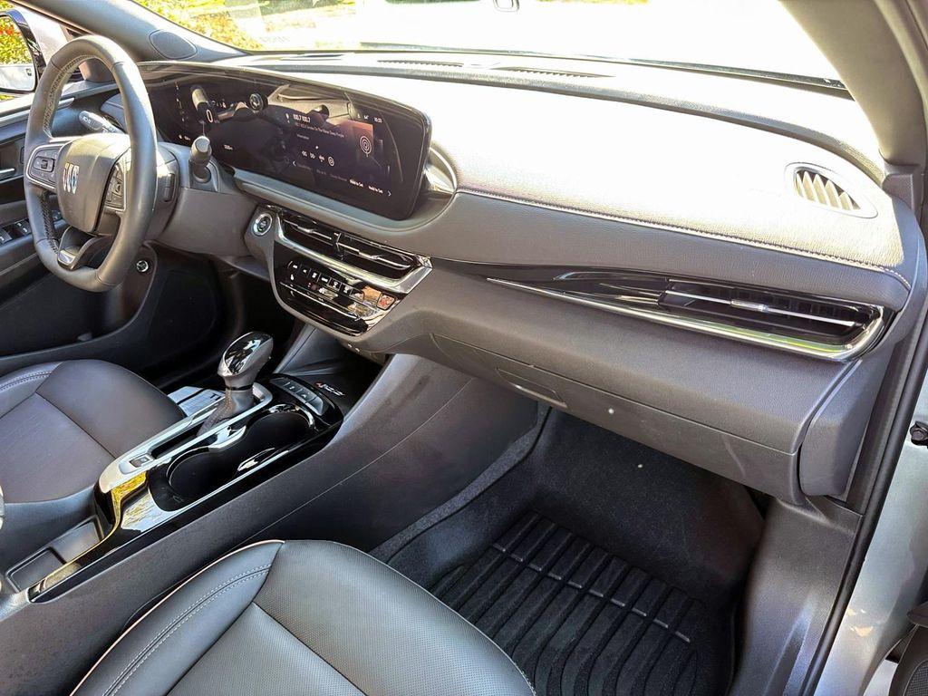 used 2025 Buick Envista car, priced at $30,980