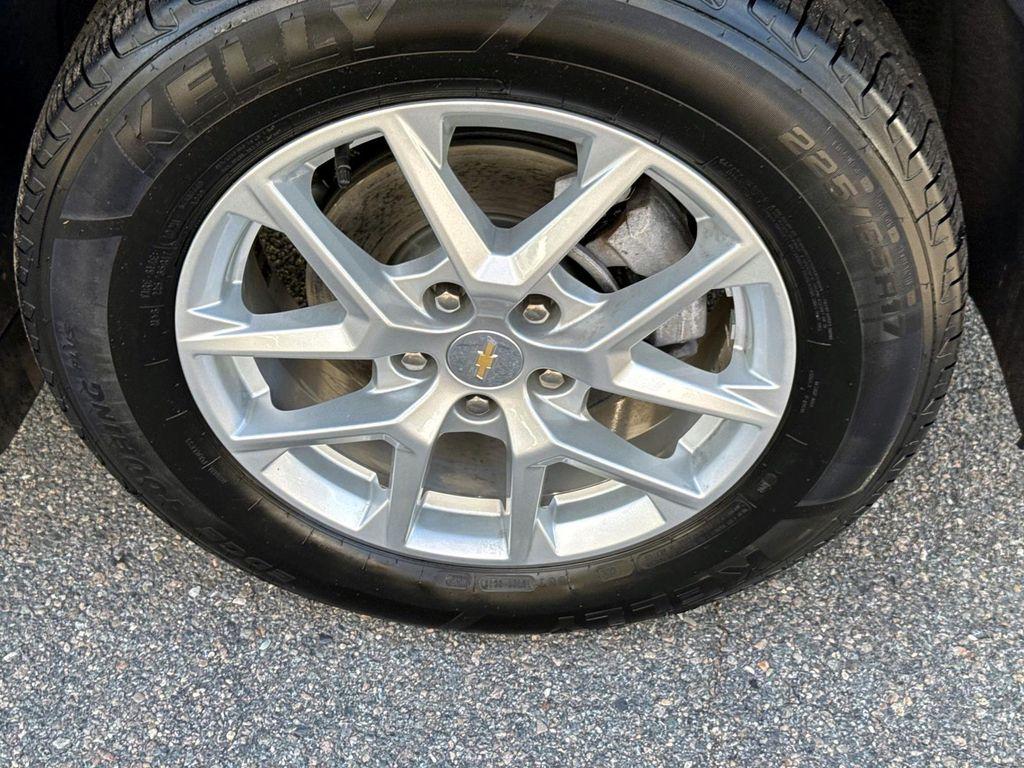 used 2024 Chevrolet Equinox car, priced at $26,980