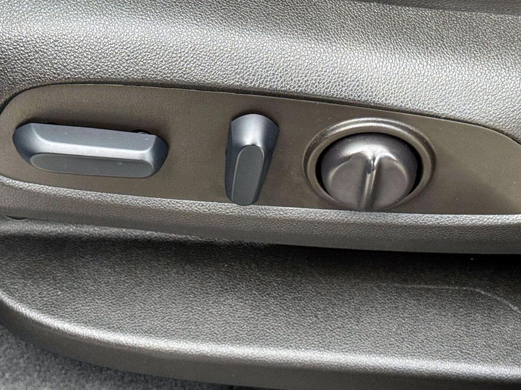 used 2022 Chevrolet Equinox car, priced at $25,980