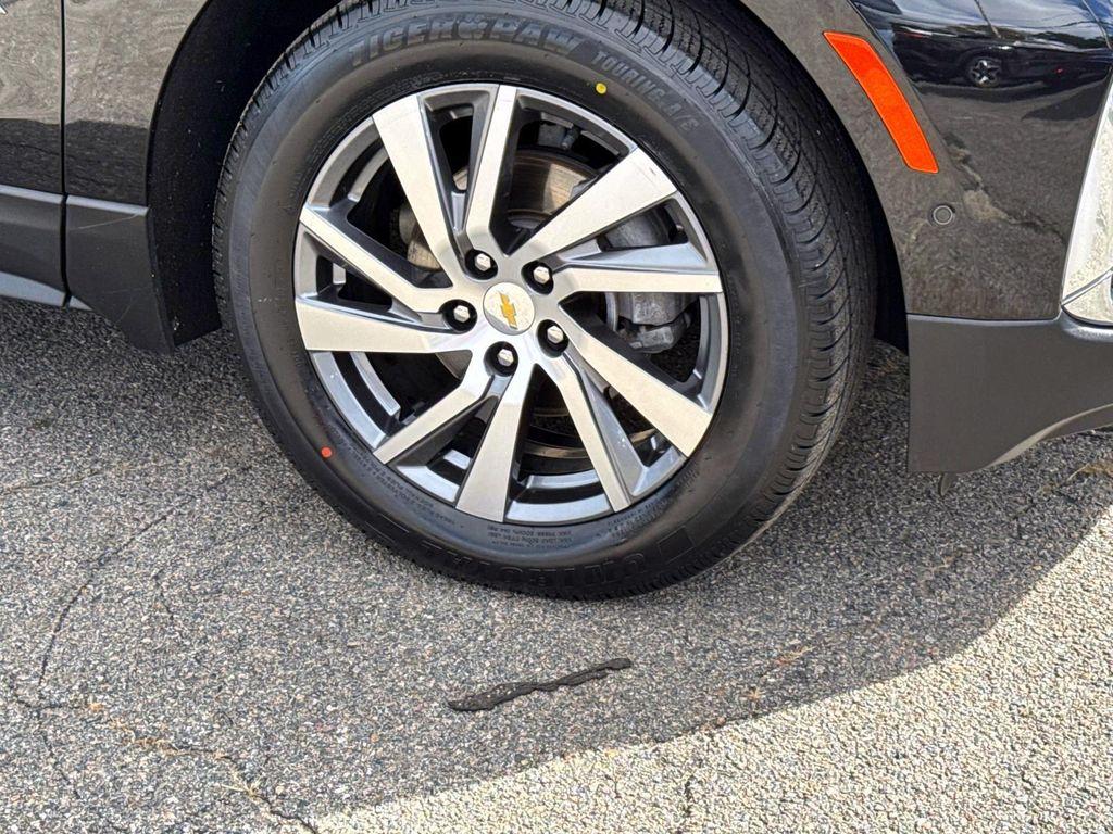 used 2022 Chevrolet Equinox car, priced at $25,980