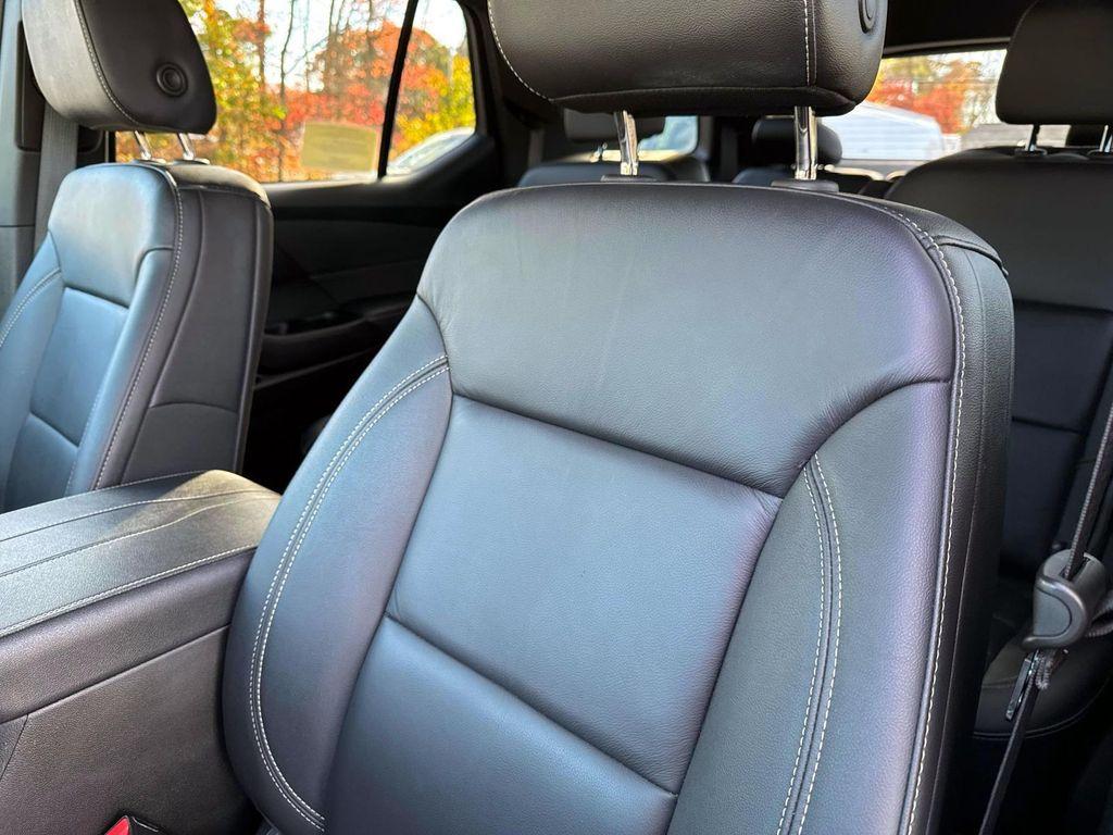 used 2023 Chevrolet Traverse car, priced at $35,980