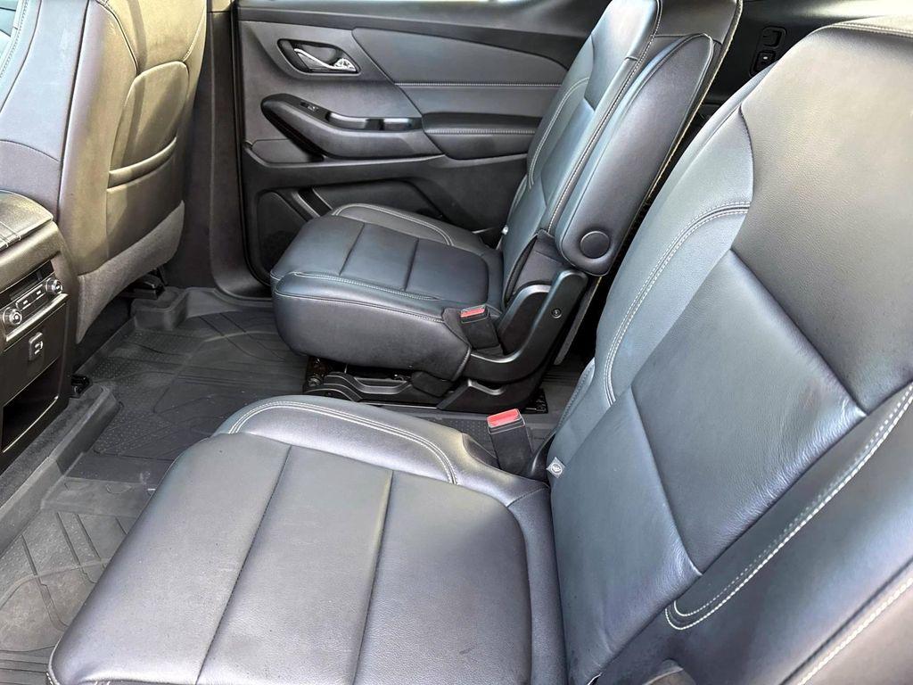 used 2023 Chevrolet Traverse car, priced at $35,980