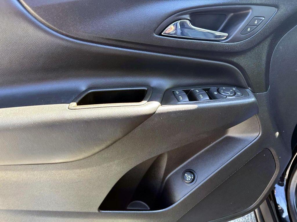 used 2022 Chevrolet Equinox car, priced at $25,980