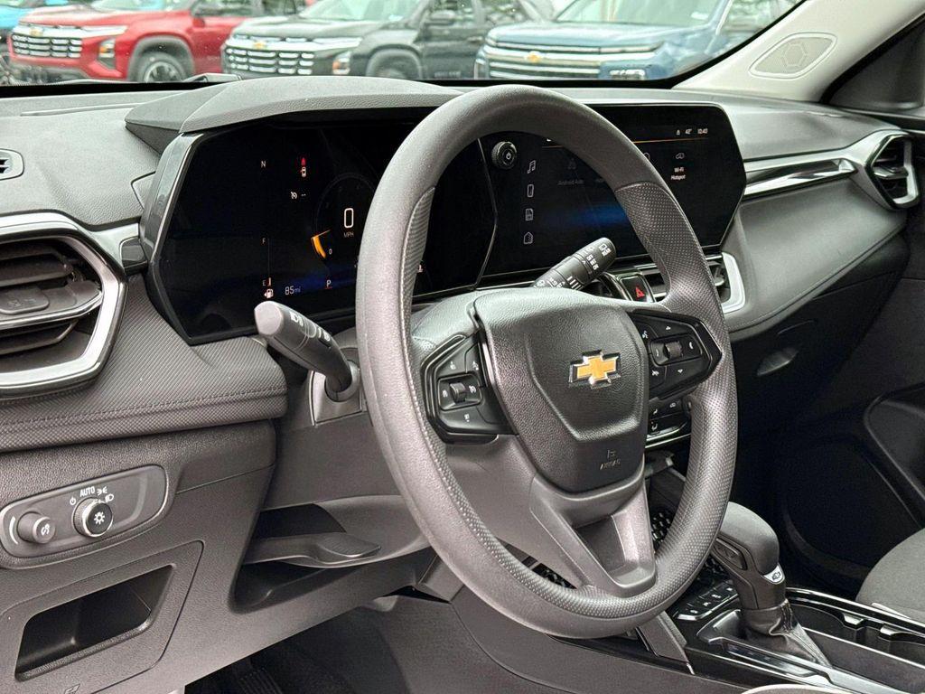 used 2024 Chevrolet TrailBlazer car, priced at $22,980