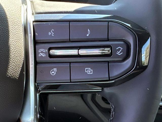 new 2025 Chevrolet Colorado car, priced at $45,905