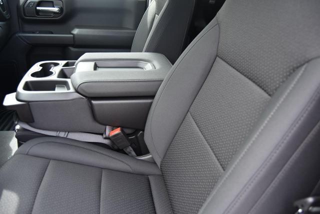 new 2024 Chevrolet Silverado 1500 car, priced at $39,997