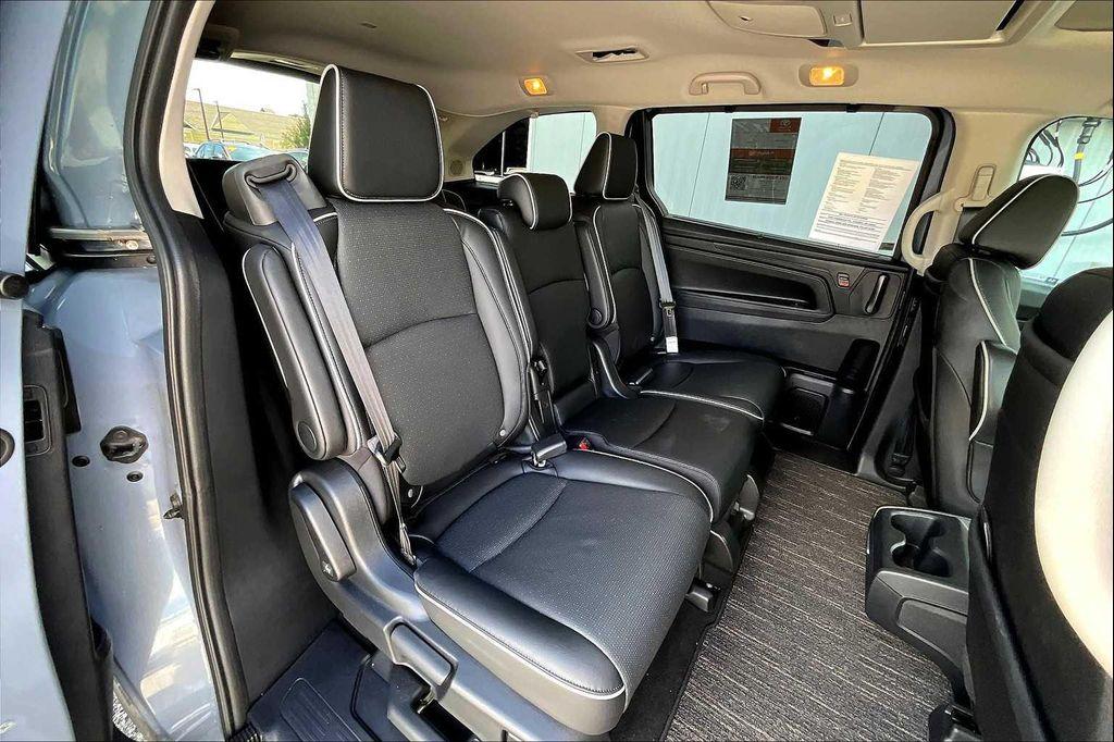 used 2025 Honda Odyssey car, priced at $46,700