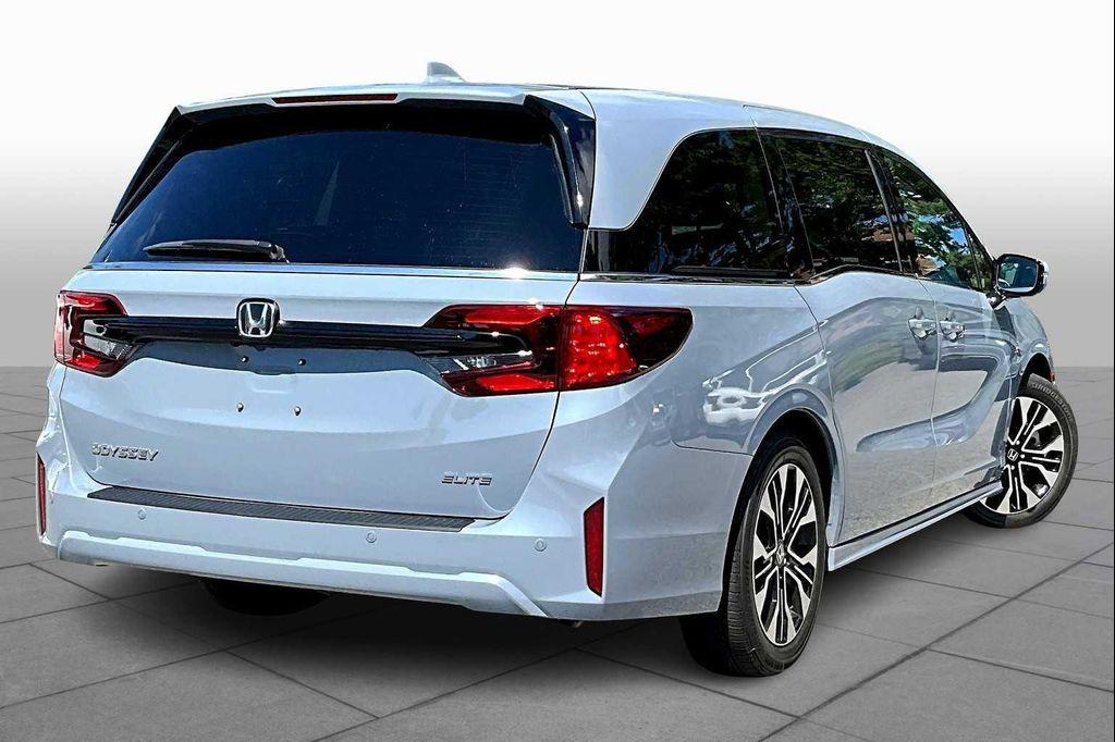 used 2025 Honda Odyssey car, priced at $46,700