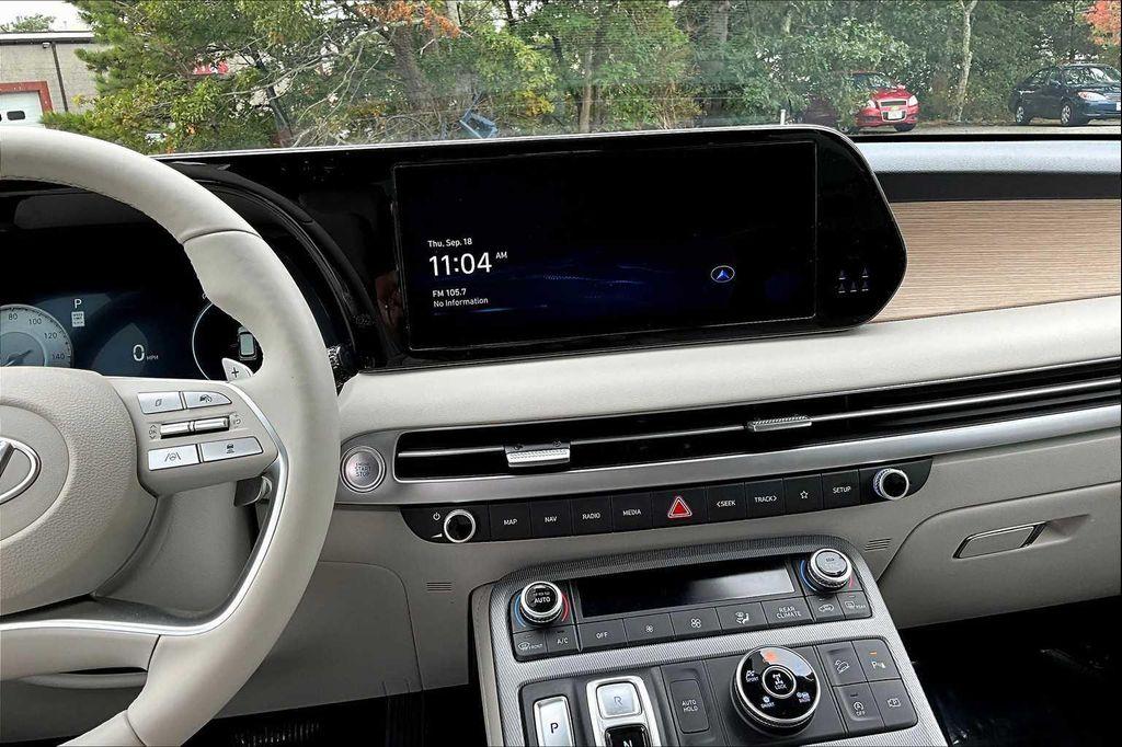 used 2024 Hyundai Palisade car, priced at $37,337