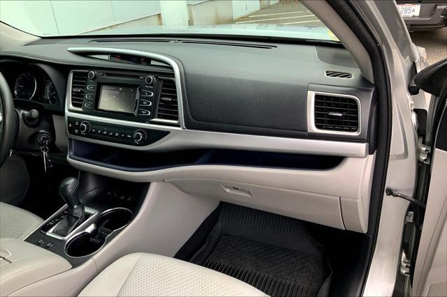 used 2018 Toyota Highlander car, priced at $20,826