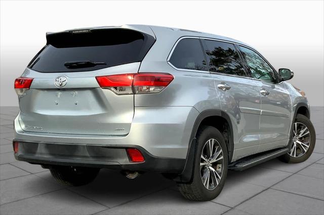 used 2018 Toyota Highlander car, priced at $20,826