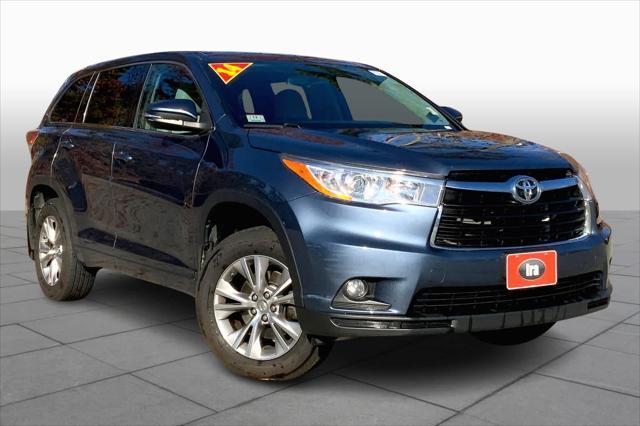 used 2014 Toyota Highlander car, priced at $14,500