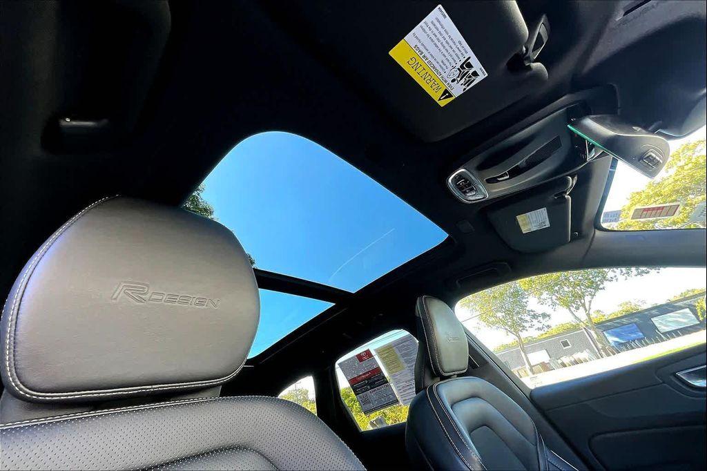 used 2019 Volvo XC60 car, priced at $18,900