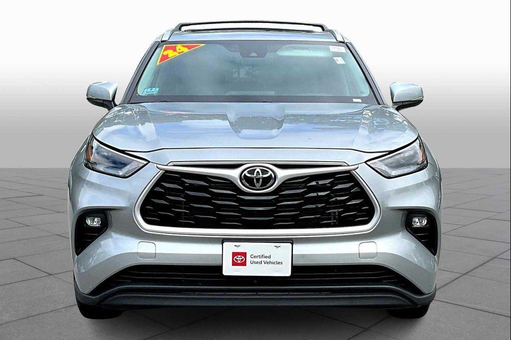 used 2024 Toyota Highlander car, priced at $42,500