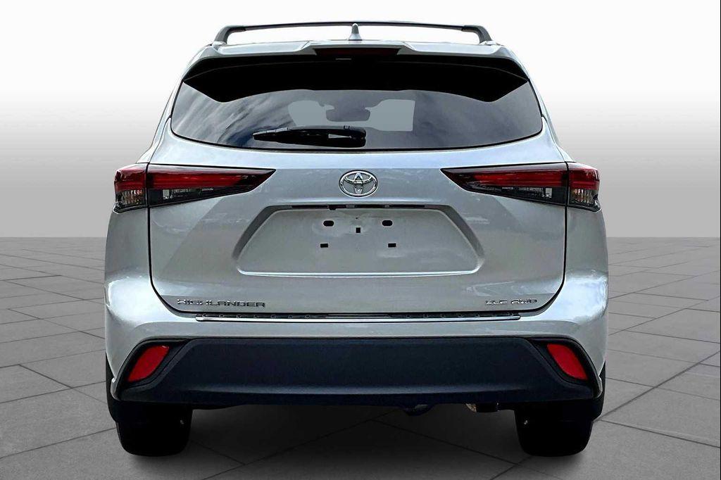 used 2024 Toyota Highlander car, priced at $42,500