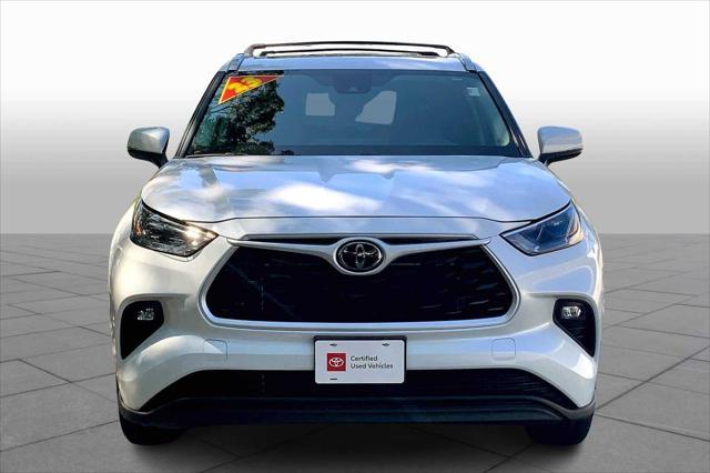 used 2023 Toyota Highlander car, priced at $40,500