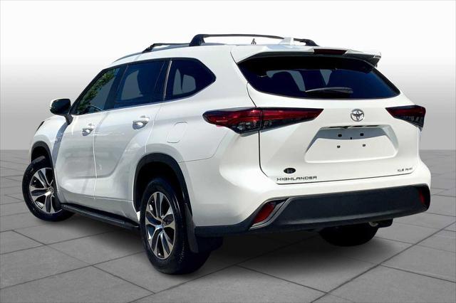 used 2023 Toyota Highlander car, priced at $40,500