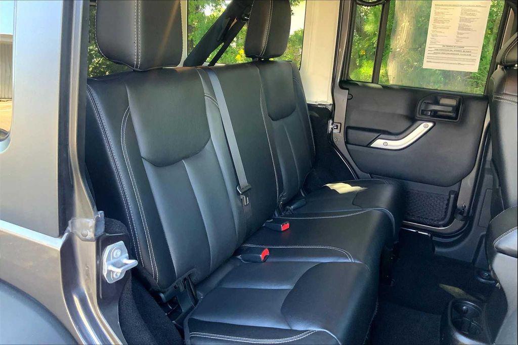 used 2016 Jeep Wrangler Unlimited car, priced at $20,287