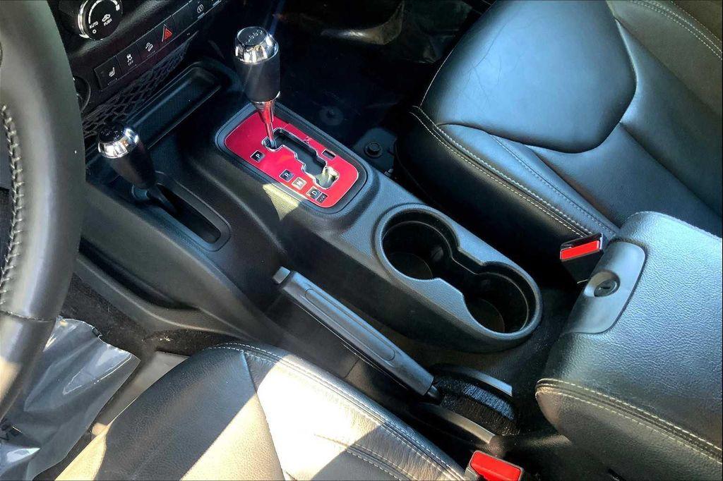 used 2016 Jeep Wrangler Unlimited car, priced at $20,287