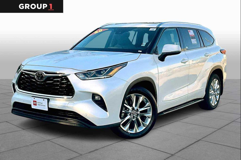 used 2020 Toyota Highlander car, priced at $32,500