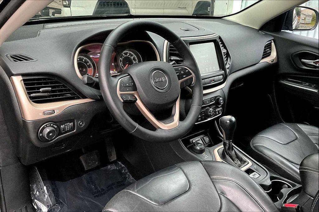 used 2014 Jeep Cherokee car, priced at $10,680