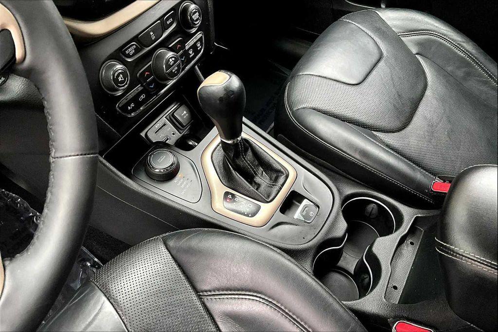 used 2014 Jeep Cherokee car, priced at $10,680