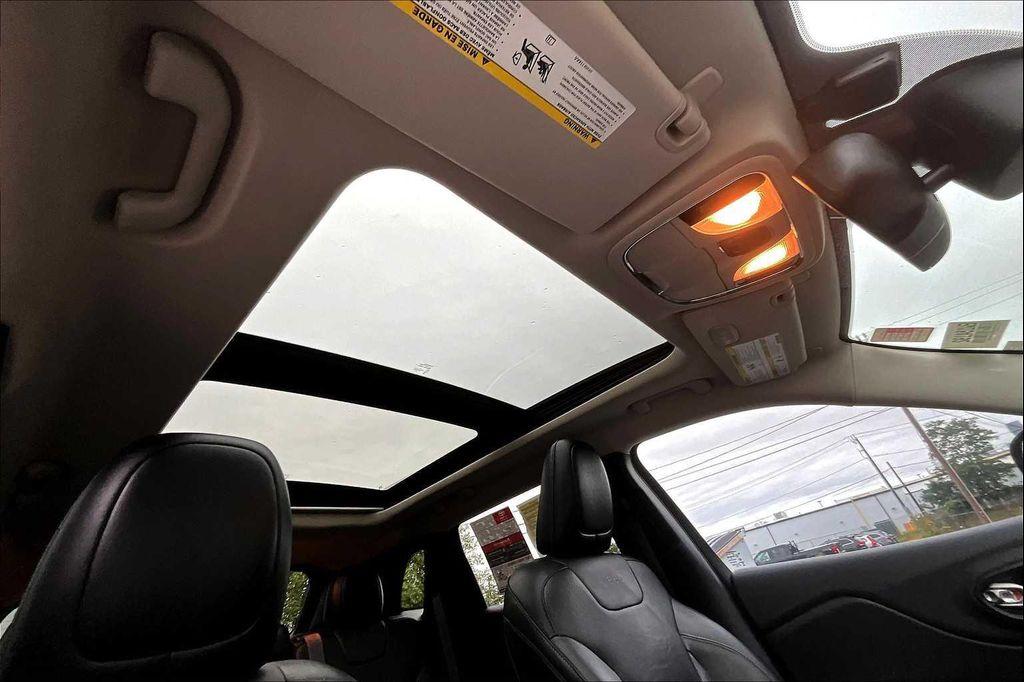 used 2014 Jeep Cherokee car, priced at $10,680
