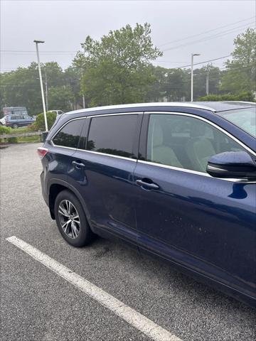 used 2016 Toyota Highlander car, priced at $18,500