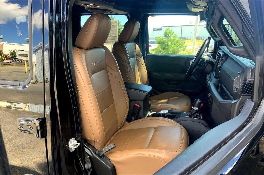 used 2021 Jeep Wrangler Unlimited car, priced at $31,010