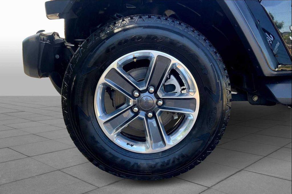 used 2021 Jeep Wrangler Unlimited car, priced at $31,010
