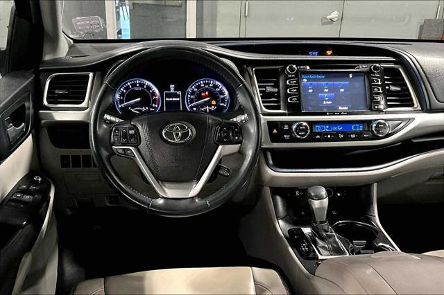 used 2016 Toyota Highlander car, priced at $20,400