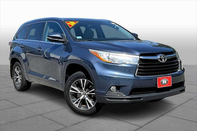 used 2016 Toyota Highlander car, priced at $20,400