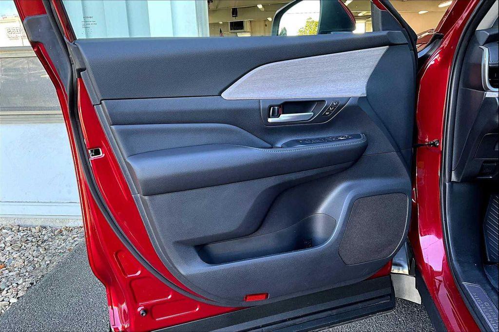 used 2024 Toyota Grand Highlander car, priced at $48,000