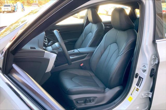 used 2022 Toyota Avalon Hybrid car, priced at $33,500