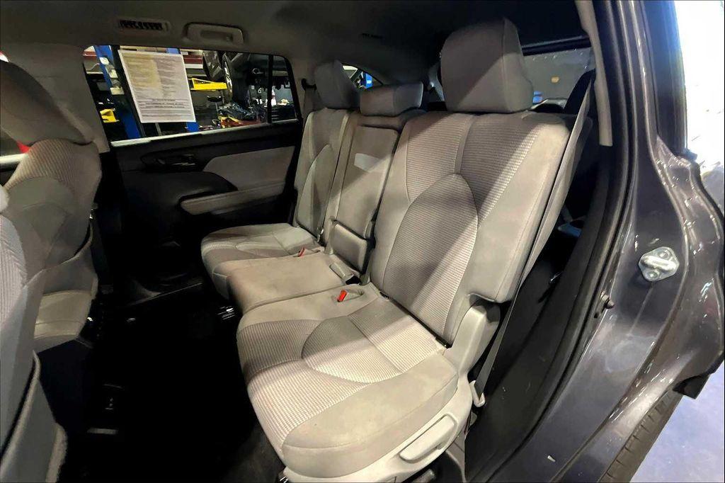 used 2022 Toyota Highlander car, priced at $29,410
